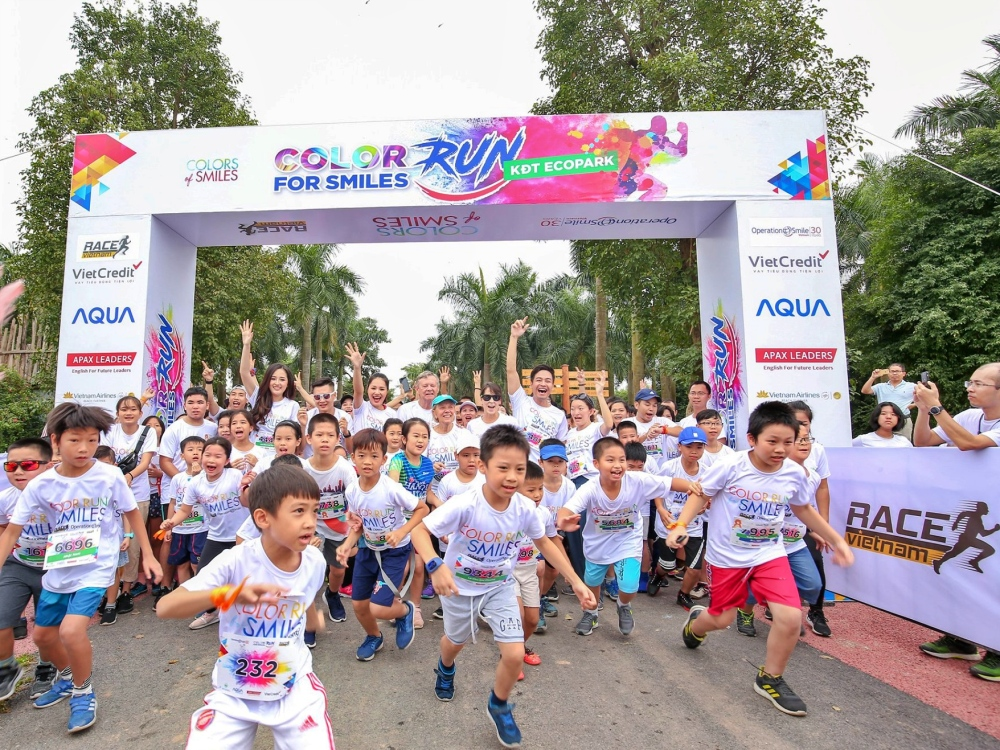 Color Run For Smiles 2019